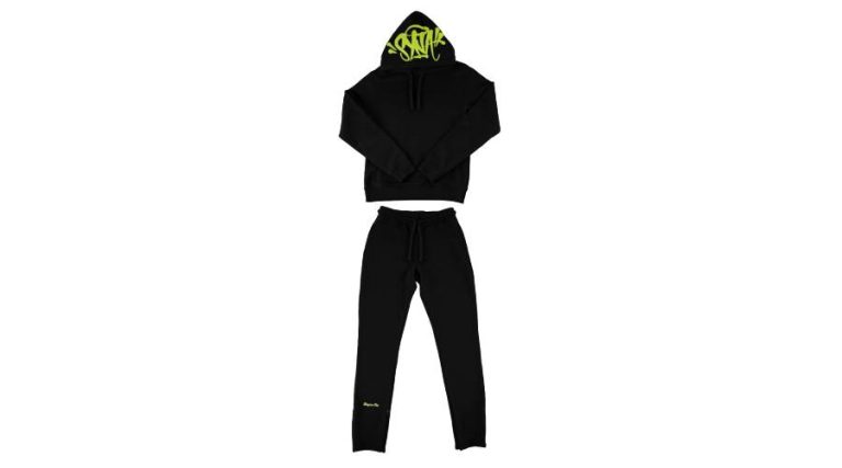Embrace Comfort and Style with Synaworld Tracksuit